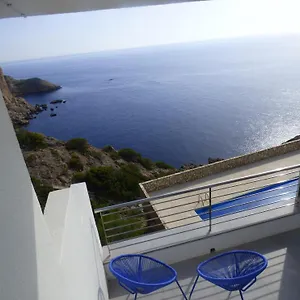 https://le-balcon-de-la-mer-piscine-wifi-bbq-parking.topcostabravahotels.com
